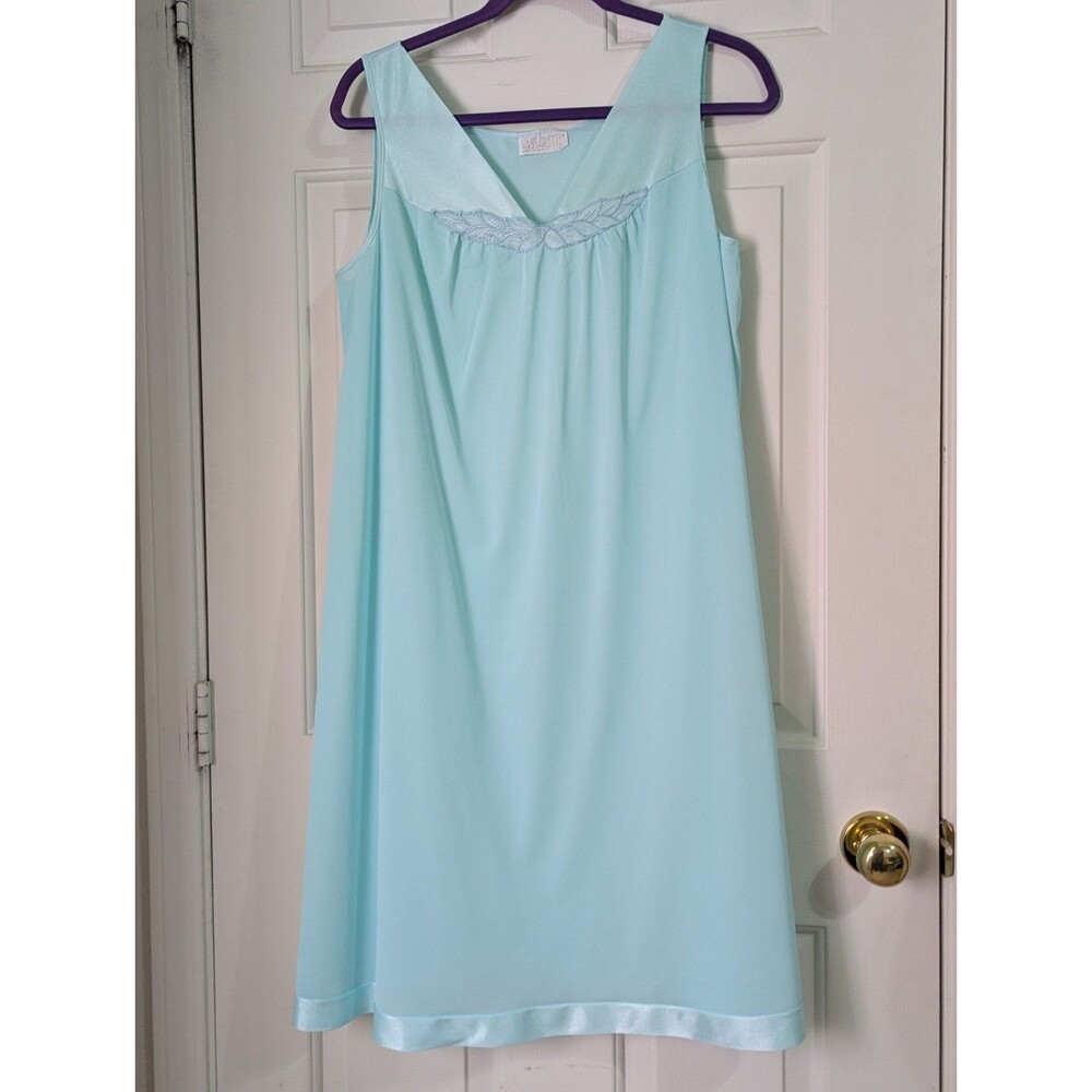 VTG Vassarette Nylon Chemise Nightgown Large Mint Green Sleeveless Coquette EUC